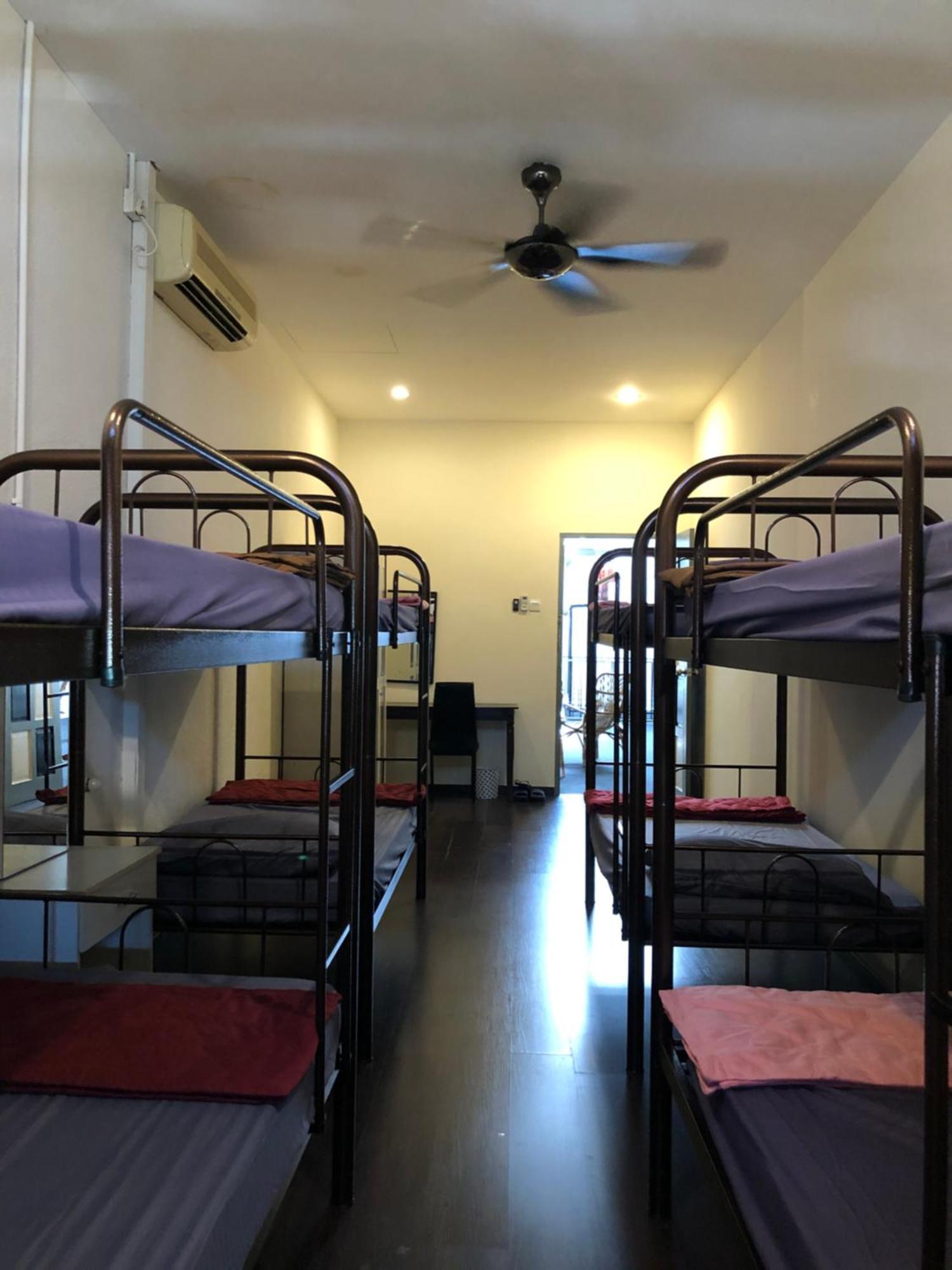 Apple Backpackers Hotel George Town  Szoba fotó
